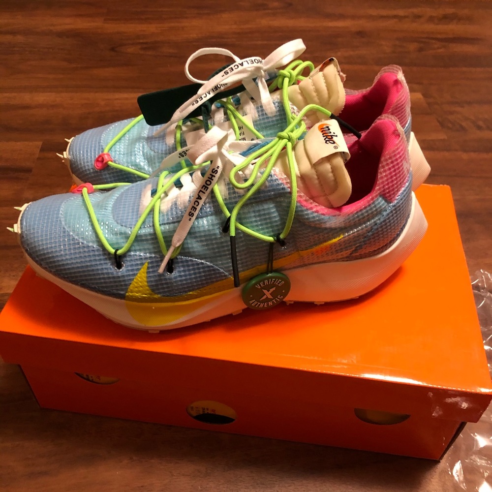 OFF-WHITE X NIKE Vapor Street 2019